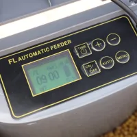 KOI FEEDER FL10